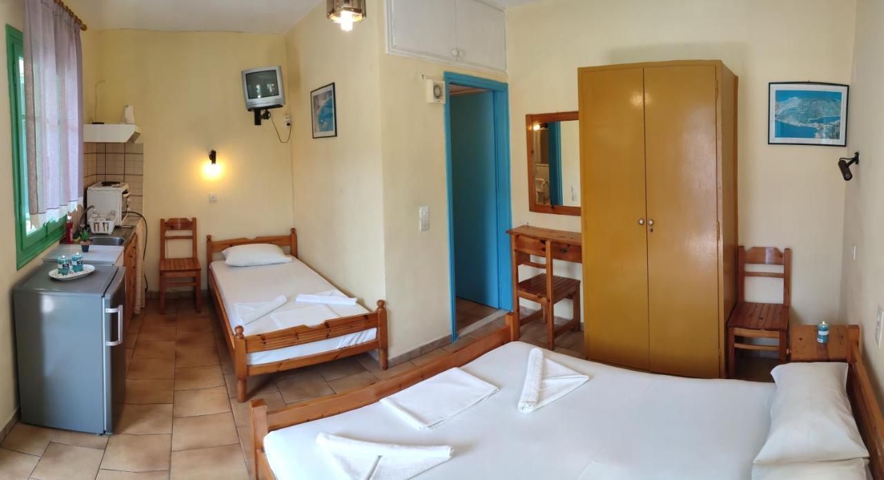 Villa Spiros Ayios Nikitas Bagian luar foto